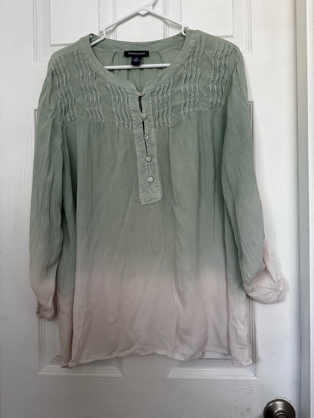 Bandolino Light Mint Green Crinkled Button-Front Blouse